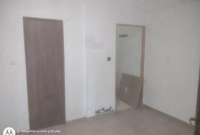 Spa?iu comercial de inchiriat in intersec?ia Delfinariu - 4