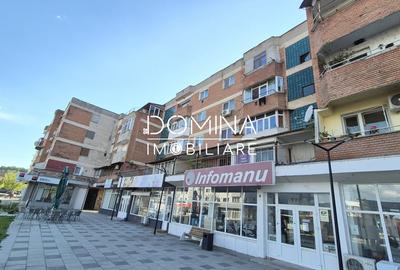 Apartament cu 3 camere decomandat în Rovinari - 3