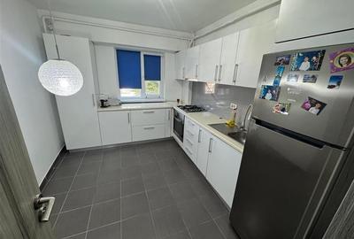 Ap 3 cam, etaj 1, 2 balcoane,parcare proprie, zona centrala - Pompieri Ap 3 cam, etaj 1, 2 balcoane,parcare proprie, zona centrala - Pompieri - 3