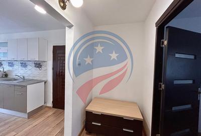 Apartament cu 3 camere decomandat în Rovine - 8
