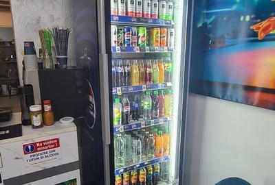 Spațiu comercial, de 100 mp, în Central - 3