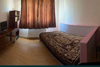 Apartament cu 3 camere decomandat în Central - 3