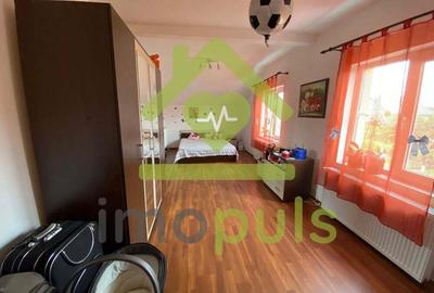 Casă cu 5 camere cu Teren 274 Mp în Giroc