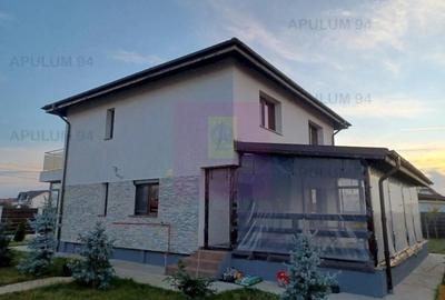 Casă cu 4 camere cu Teren 568 Mp în Săbăreni