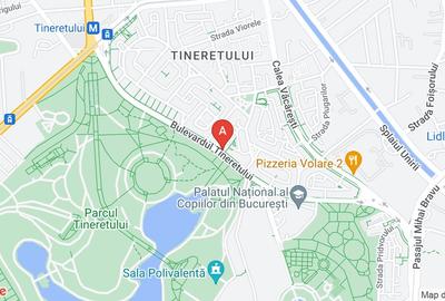 Apartament cu 3 camere semidecomandat în Tineretului