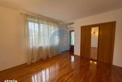 Casă cu 6 camere cu Teren 1000 Mp în Central - 8