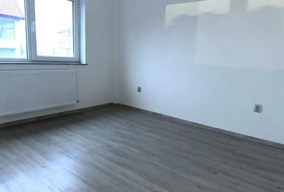 Apartament cu 3 camere decomandat în Kogălniceanu - 7