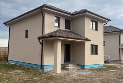 Case unifamiliale la intrare in Sura Mica cartier NOU, zona  insorita. - 2