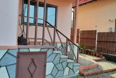 Casa P+E+M, 7 camere, teren 1000 mp, an 2000, Campina, Prahova - 2