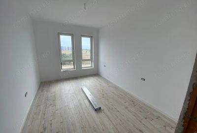Apartament cu 3 camere semidecomandat în Giroc - 11