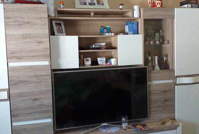 Vand camera camin cu tot cu mobila va rog ma suna?i pe whaysapp la nr - 14