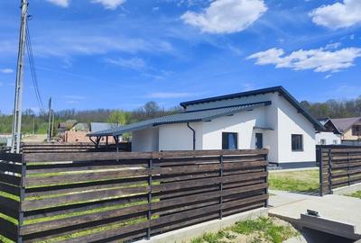 Casă cu 3 camere cu Teren 400 Mp în Albota - 3
