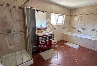 Casă cu 4 camere cu Canalizare în Central - 13