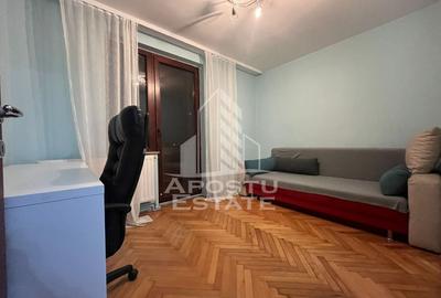 Apartament cu 3 camere decomandat în Polivalentă - 3