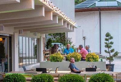 Restaurant cu terasa si bowling de vanzare Litoral - Jupiter, 100 metri de plaja - 14