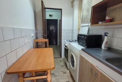 Garsonieră decomandată în Radu Negru - 7