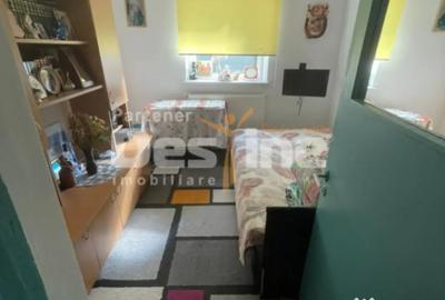 Casă cu 3 camere cu Teren 200 Mp în Giulești - 1