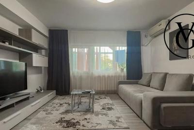 Apartament cu 3 camere decomandat, mobilat în Faleza Nord