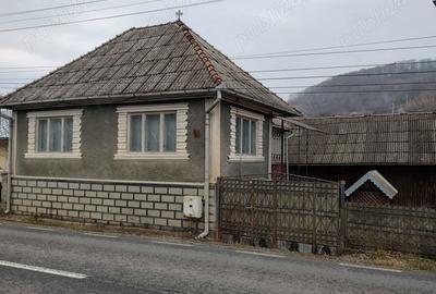 Casă cu 3 camere în Liviu Rebreanu - 1