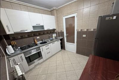 Apartament cu 3 camere semidecomandat, mobilat în Pantelimon - 2