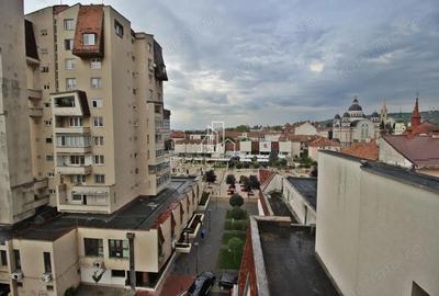 Apartament cu 5 camere decomandat în Ultracentral - 2