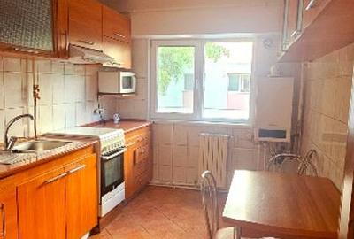 Apartament cu 3 camere decomandat, mobilat în Inel II