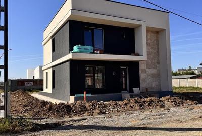 Casă cu 4 camere în Central - 5