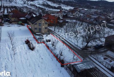 Casă cu 4 camere cu Teren 407 Mp în Țițești - 3