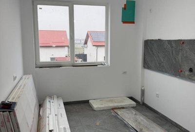 Apartament cu 2 camere decomandat în Vârteju - 10