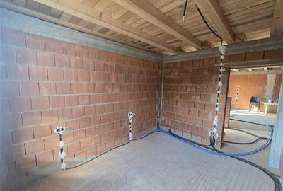 Casă cu 3 camere cu Teren 545 Mp în Tărian - 7