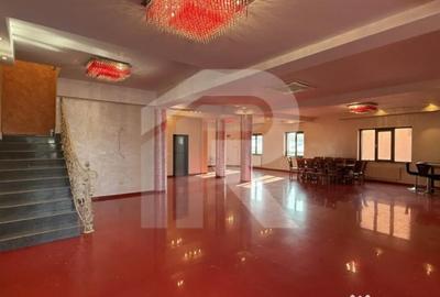 Casă cu 7 camere cu Canalizare în Eroii Revoluției - 2