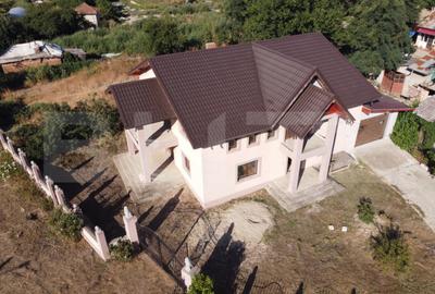 Casă cu 5 camere cu Teren 523 Mp în Slobozia - 13