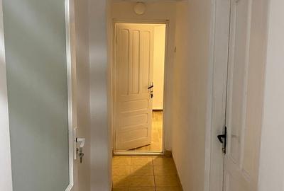 Apartament cu 2 camere decomandat în Romană - 13