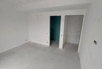 Casă cu 4 camere cu Teren 457 Mp în Central - 2