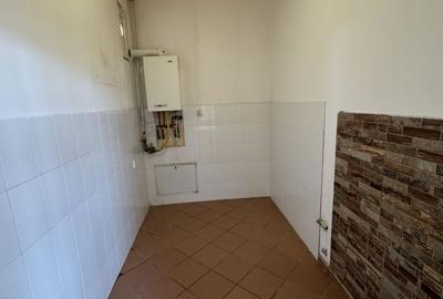 Spațiu comercial, de 50 mp, în Central - 2