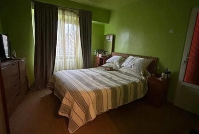 De vanzare apartament 4 camere si 2 bai, etaj 2, zona centrala, mobilat - 2