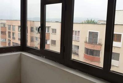 Apartament cu 5 camere semidecomandat în Central - 4