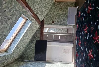 Inchiriez camera pentru fata studenta - 9