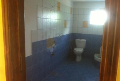 Casă cu 5 camere cu Teren 3163 Mp în Central - 4