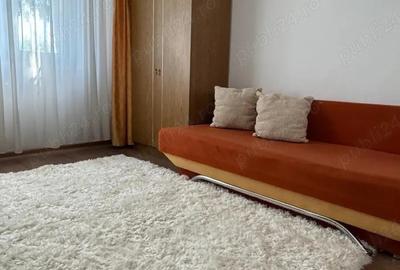 Garsoniera cocheta (camera camin) -zona Liceul de Chimie -Propietar - 5