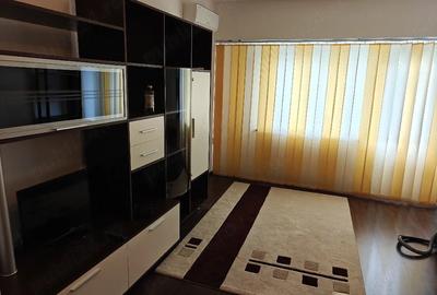 Garsonieră decomandată în Tei - 3