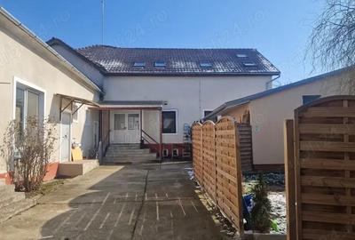 Casă cu 6 camere în Lipova - 2