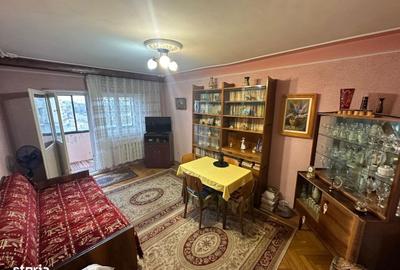 Apartament cu 3 camere decomandat în Ultracentral