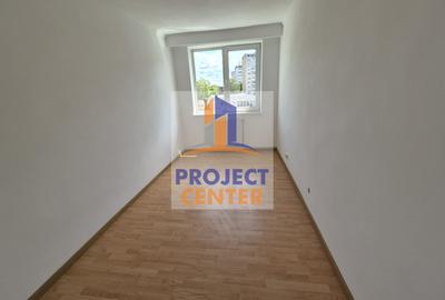 Apartament 4 camere Nord - vizavi de Spitalul Militar, etaj 3/4 - 5