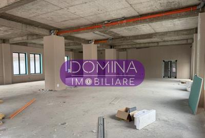Spa?iu comercial *peste 400 mp - parcare* - str. Tineretulu - 2