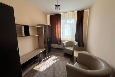 Apartament cu 4 camere semidecomandat, mobilat în Central - 25