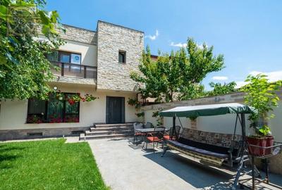 VILA INDIVIDUALA-APARATORII PATRIEI-5 minute METROU - 1