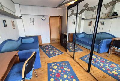 Apartament cu 3 camere decomandat în Central - 2