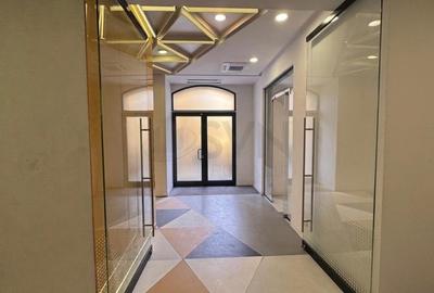 Birou, de 110 mp, în P-ța Romană - 15