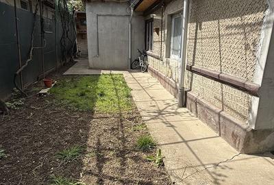 Casă cu 3 camere cu Teren 252 Mp în Industriilor - 7